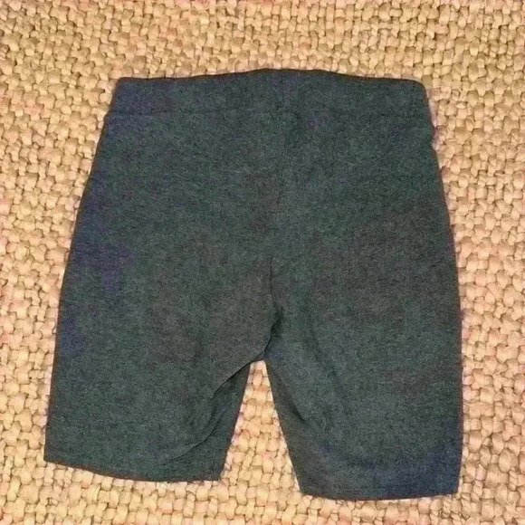 Torrid women’s gray biker shorts size 1X - Picture 3 of 3
